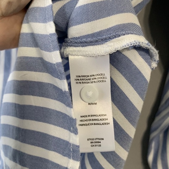 BeachLunchLounge Arielle Stripe Long Sleeve Lyocell Blend Button-Up Shirt Size M - Picture 9 of 10